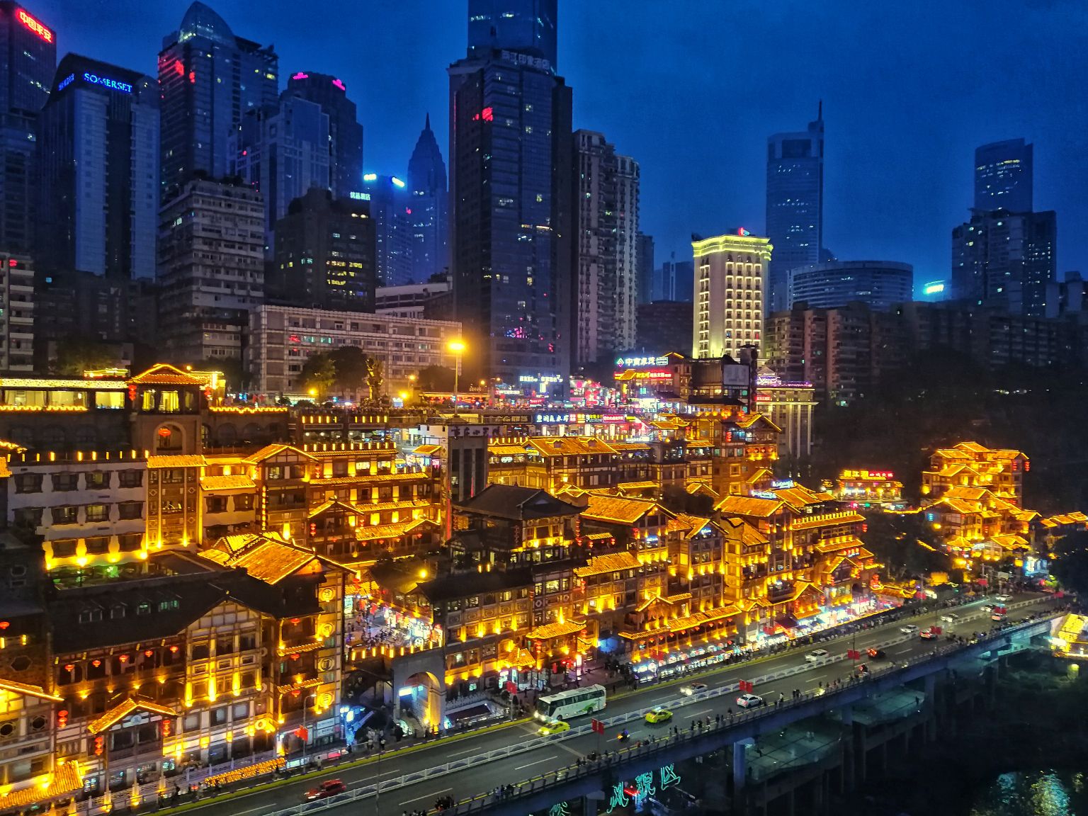 烹飪重慶火鍋的詳細(xì)步驟指南，適合初學(xué)者與進(jìn)階用戶（重慶美食制作大全）